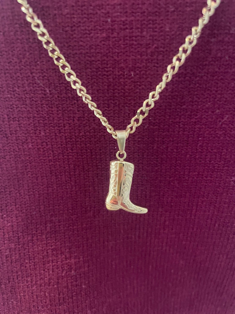 Cowboy boot  necklace gold/silver